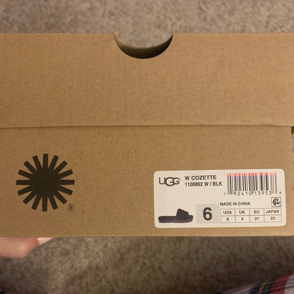 Ugg Slides - image 4